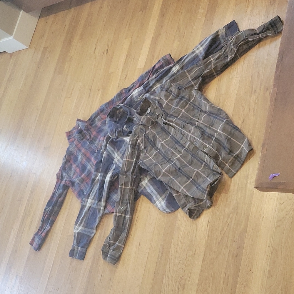 3 plaid button down bundle